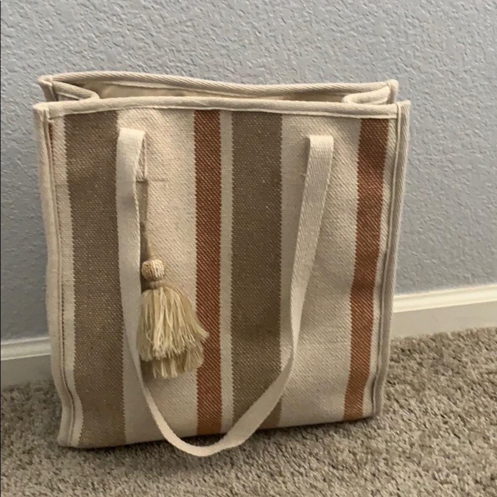 Universal Thread Tote Bag
